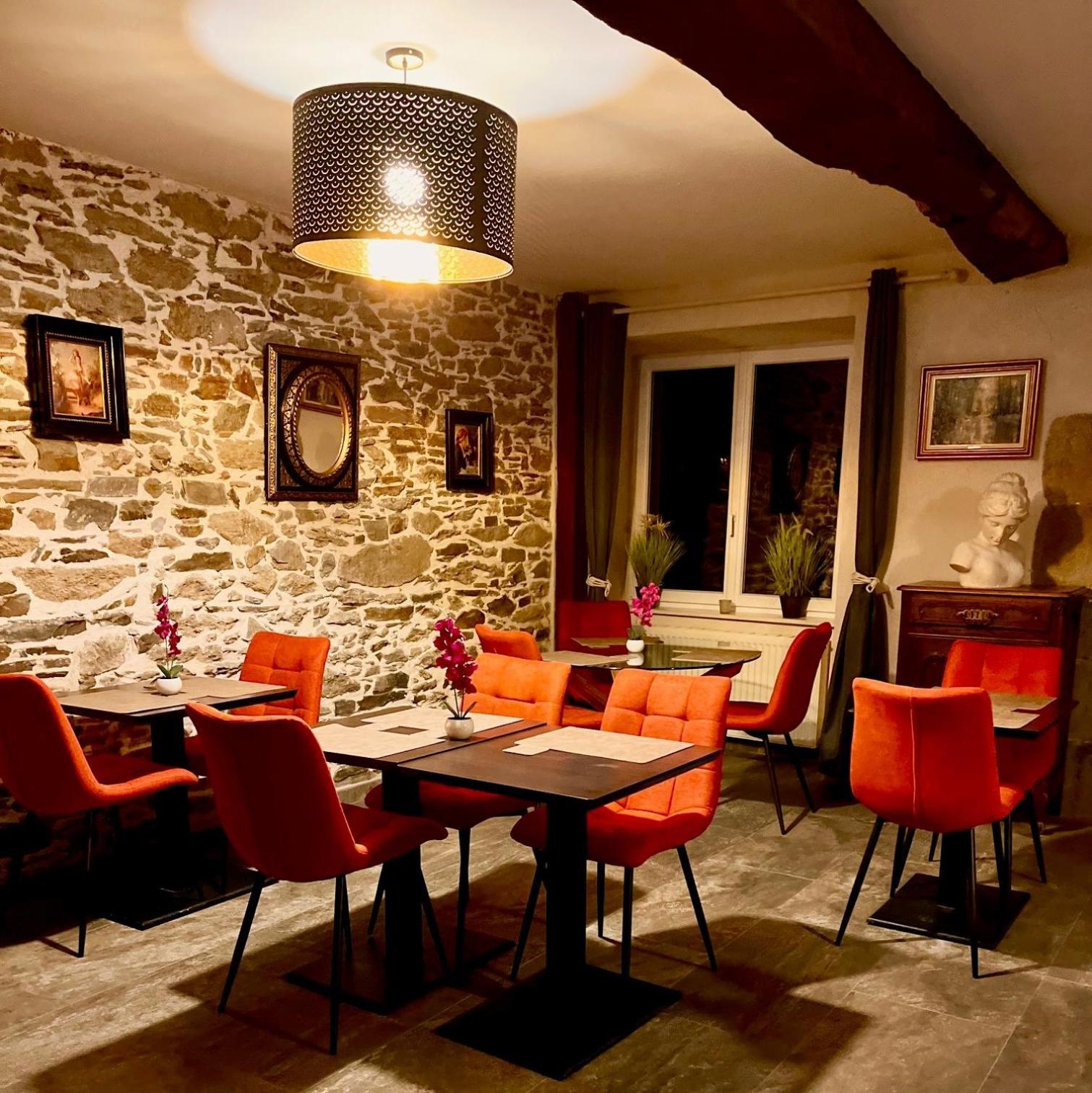 Le Manoir Des Haies Spa Les Champs-Géraux 외부 사진