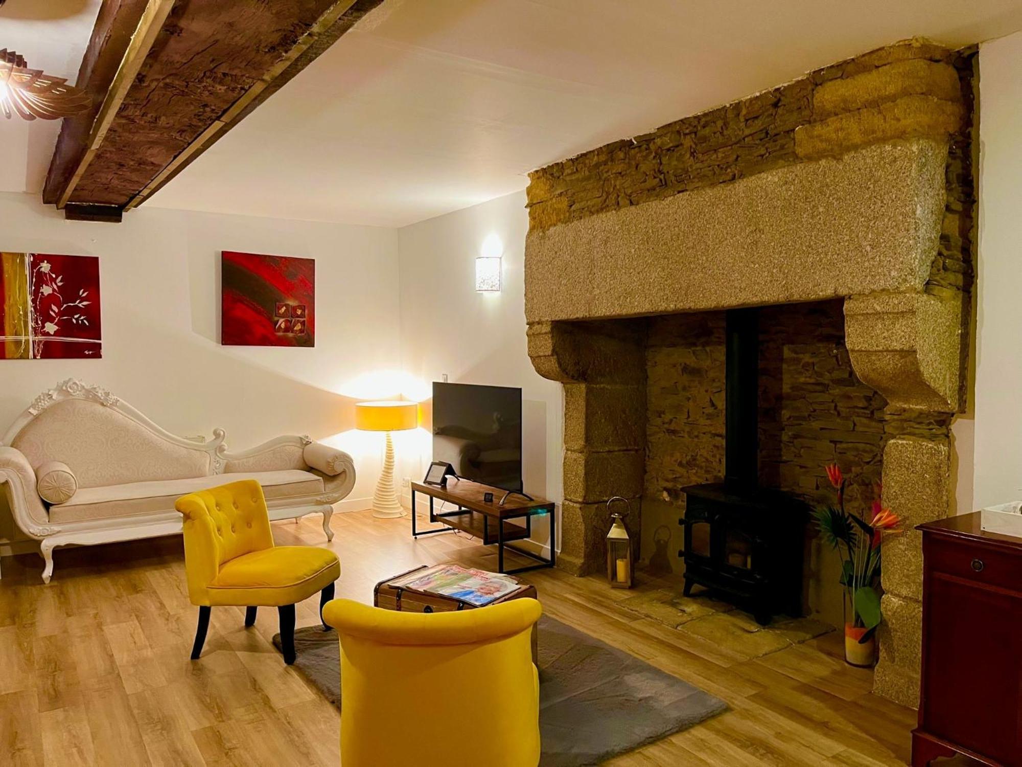 Le Manoir Des Haies Spa Les Champs-Géraux 외부 사진