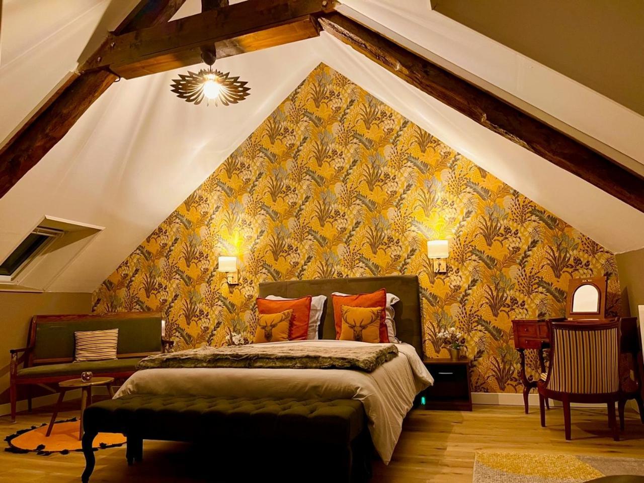 Le Manoir Des Haies Spa Les Champs-Géraux 외부 사진